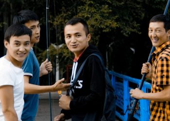 Жигиттердин көзүн күйдүргөн айым болгуңуз келсе...