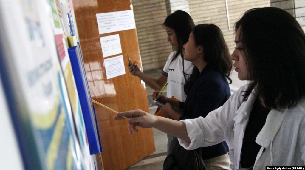 ЖРТдан 130 упай алгандар бюджетке өтө алабы? Адис жооп берет