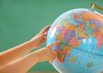 ТЕСТ: Калкы эң көп деп саналган мамлекетти атаңыз