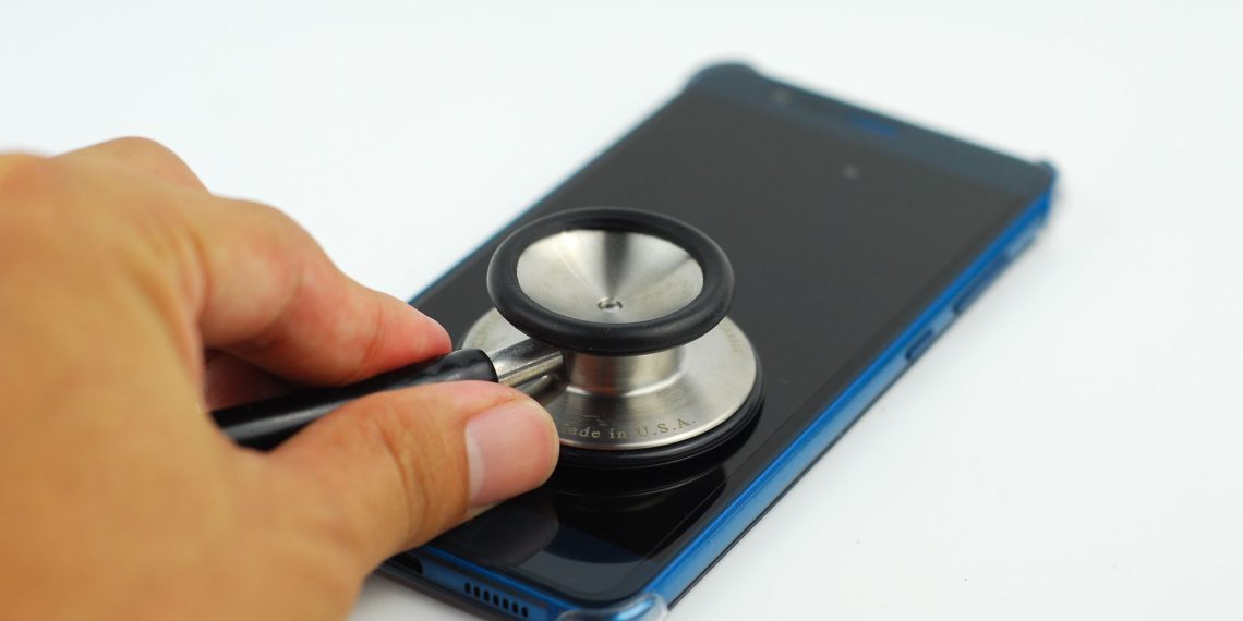 Телефондо вирус бар экенин билдирген 5 белги