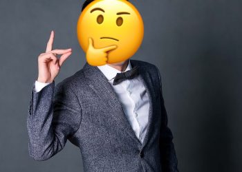 Бул кайсы ырчы? Билем десеңиз