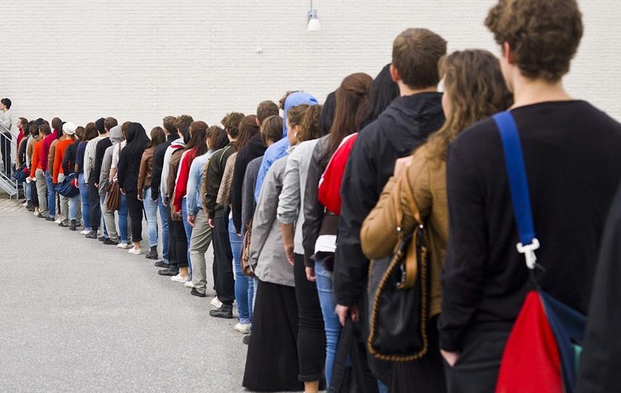 Earlyone - банкка барып кезек күтүүнүн зарылчылыгы жок