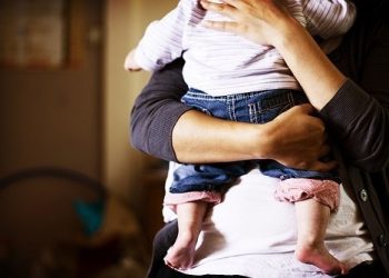 Баламды бакканга шартым жок. Эмне кылсам болот?