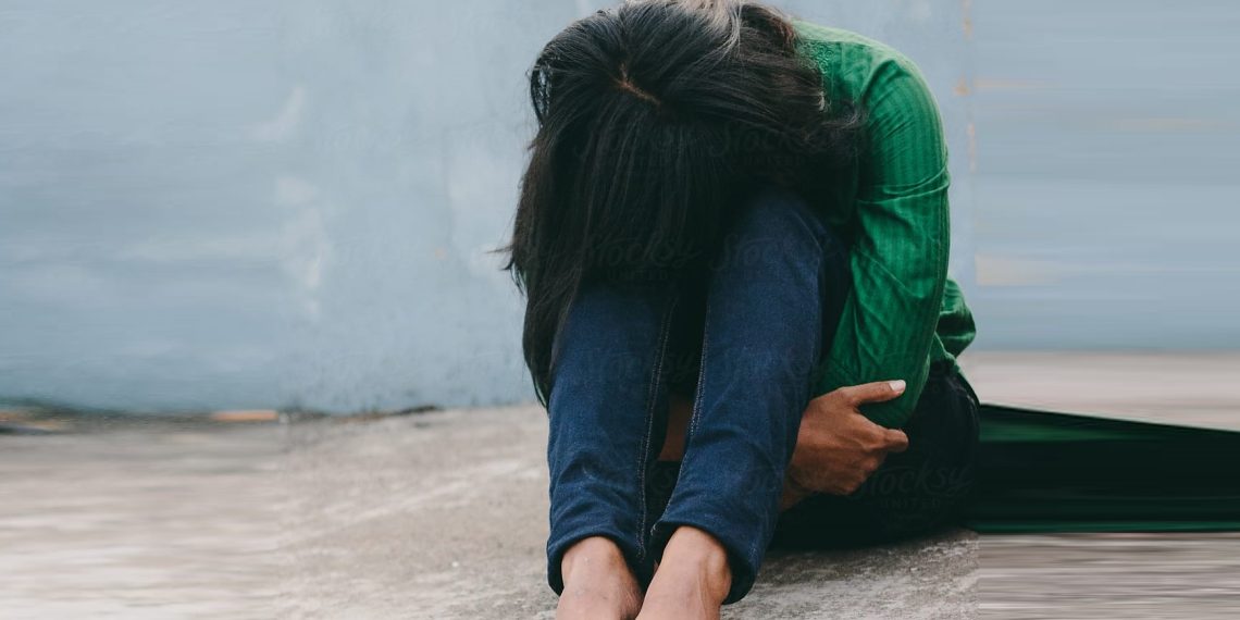 Акылы кем ата-энемди болочок кайын-журтума тааныштыргандан уялам