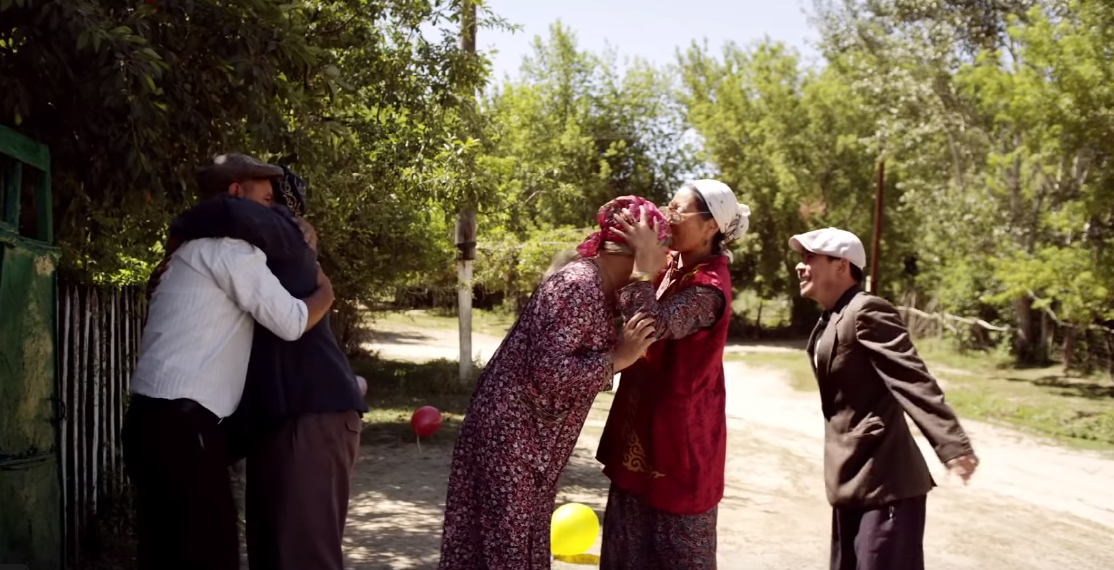 Апам кеткенде кайын энем экөөбүз жыргайбыз