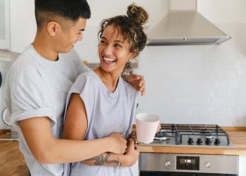 Азыркы аялдар “көпкөн катындарбы”? Психолог айтып берет