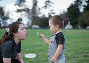 Баламдын тили чыга элек