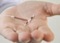 Спираль салдыргандан кийин жыныс кыны чоңоюп кетиши мүмкүнбү? Гинекологдун жообу
