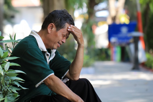 Туура эмес сүйлөп алып аялыман айрылдым