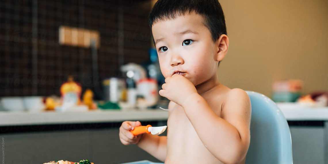 Бир жаштагы баламдын тиштери сынып жатат. Эмне кылыш керек?