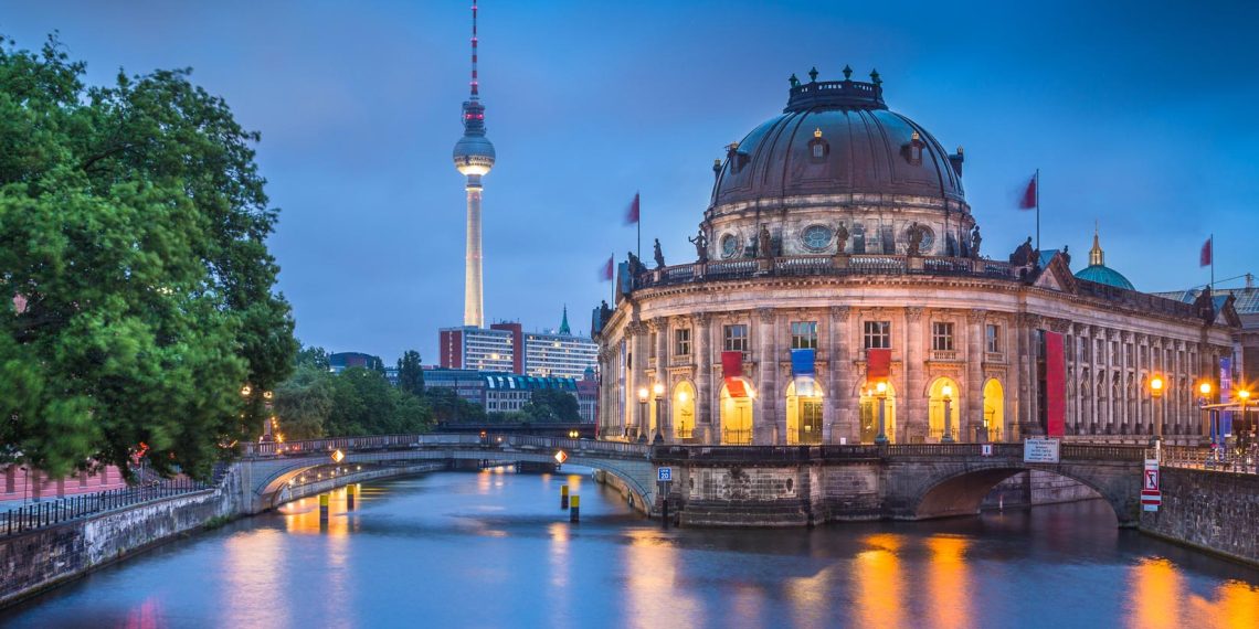 Германияга бир жылдык практикага кантип кетсе болот? Канча сом керек?