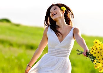 Д.Карнеги: Өзүңдү бактылуу адамдай алып жүр