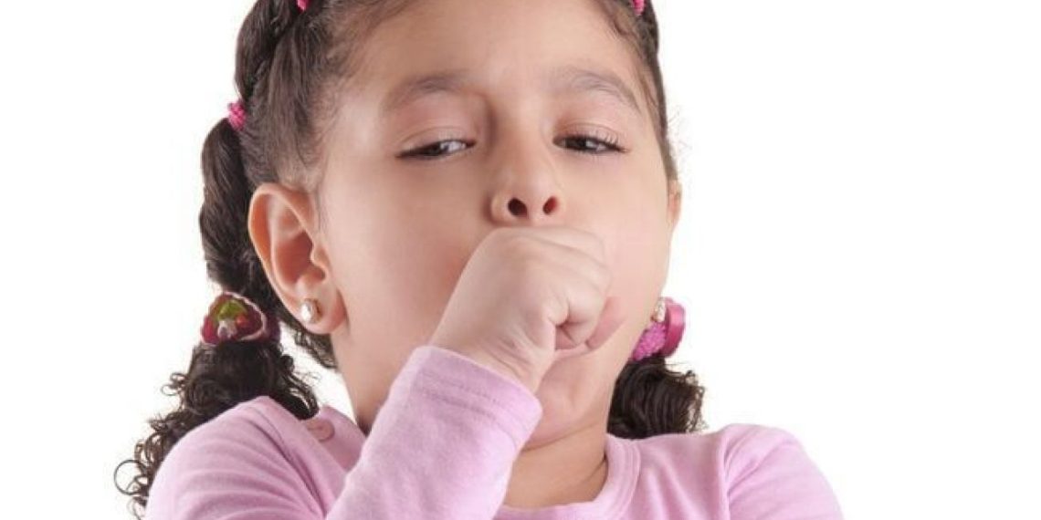 Балам жөтөлүп калыптыр. Спирт менен компресс жасап койсом болобу?