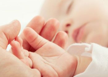 Москвага кетүү үчүн балага кандай документ жасатуу керек? Адис жооп берет