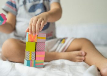 Төрт жаштагы баланын чочосу эмне себептен туруп калышы мүмкүн?