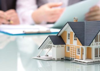 Ажырашуудан кийин мүлктү бөлүштүрүү. 10 суроого адвокаттын жообу