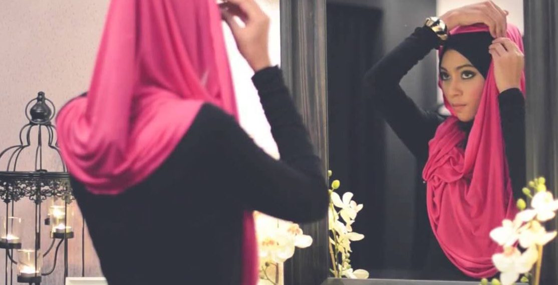 Күйөөм хиджаб кий деп кыйнай берет. Эмне кылсам болот?