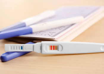 Боюмда бар же жогун билбей атам. Эмне кылышым керек? Гинеколог жооп берет