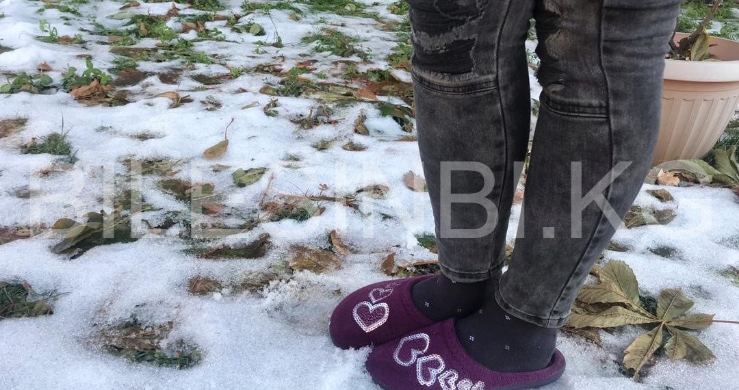 Кайын энем “эмнеге келиниме өтүк алып берген жоксуң” деп күйөөмдү урушту