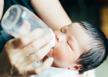 Бала эмчек эмүүдөн баш тартпашы үчүн эмне кылышым керек?