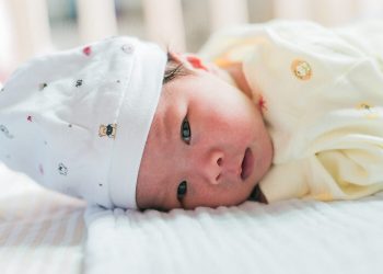 Күбөлүктү кеч алганыбыз үчүн айып пул салынат деп жатат. Ушул чынбы?