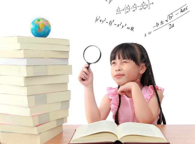 Кызым аябай акылдуу. Көз тийип калбаш үчүн кандай сүрөөлөрдү окусам болот?