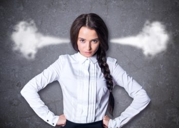 Качан күйөөгө тиесиң? - кыжырга тийген суроолордун лидери.