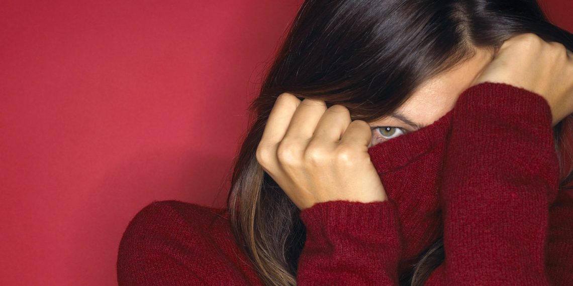 Туура эмес сүйлөп алгандан коркуп