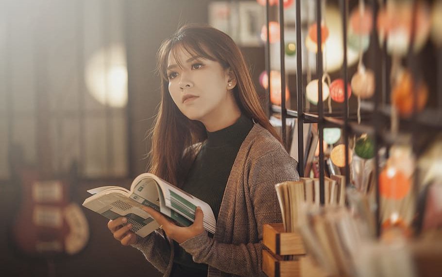 Үйдөгүлөр качан күйөөгө тиесиң деген суроосу менен тажатышты