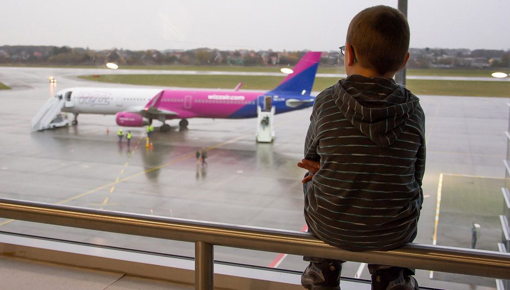 Кичинекей балага паспортту канча сомго жасатсам болот? Адис жооп берет