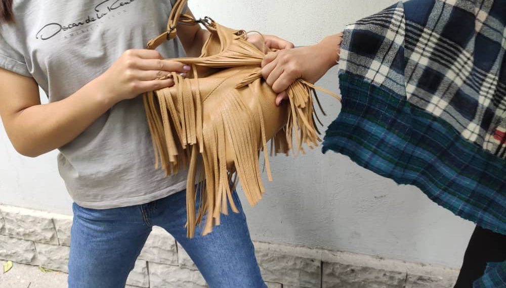 Апам “сени окутуш үчүн эмес