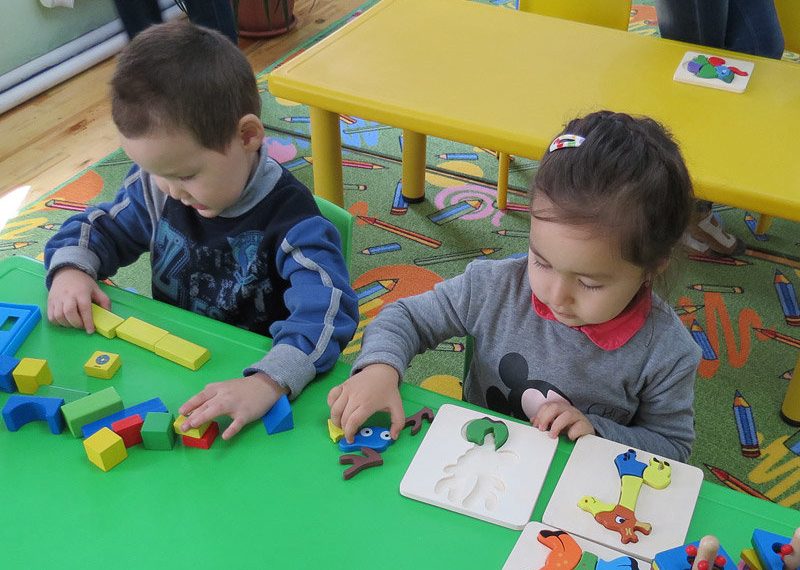 Электрондук кезекке турсак деле бакчага жардам деп акча талап кылып жатышат