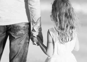 Башкага турмушка чыксам балдарымды алып алды. Эмне кылам?