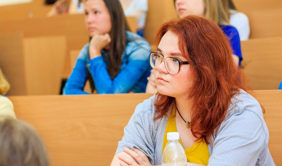 Россия жараны Кыргызстандын ЖОЖдоруна тапшырса кыйынчылык жаралбайбы?