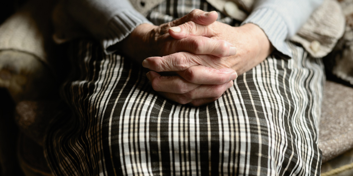 Байкемдин балдарын таенеси ар кайсы шылтоону айтып көрсөтпөй жатат