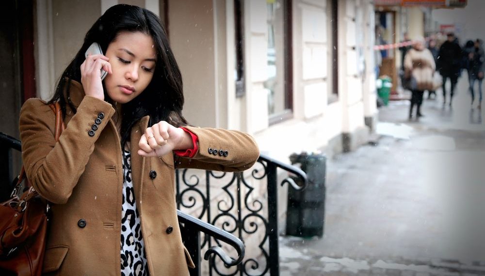 Жигитим мага аз убакыт бөлөт. Сүйлөшпөй койсомбу? Психолог жооп берет