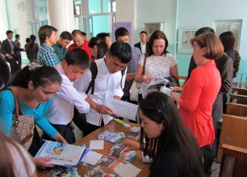 Кесиптик лицейде окугандар университетке тапшыра алабы?