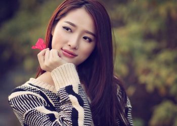 Өзүмөн 20-30 жаш улуу байкелер жагат. Бул оюман кантип кайтам?