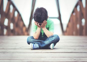 Жубайлар ажырашканда балдар кайсы тарапта калышы керек?