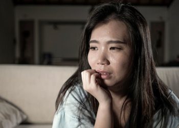 Күйөөм экөөбүз уруша кеттик