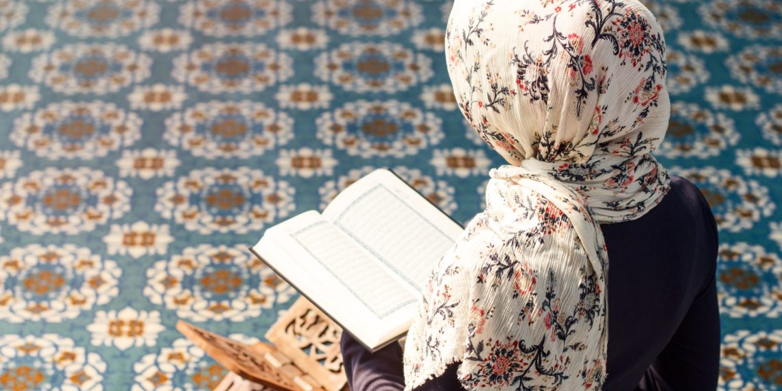 Куранды даарат албай эле окуй берсе болобу?