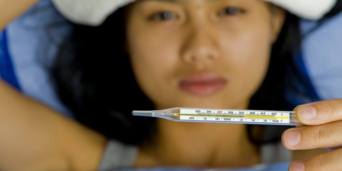 Коронавирустун негизги белгилери. Кадимки грипптен кантип айырмаласа болот?