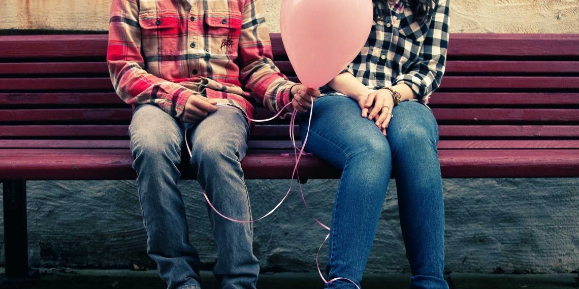 Канча жаштан баштап жыныстык катнашка барса болот? Сексолог айтып берет