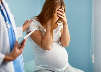 Бөйрөгүмдө белок көп болуп