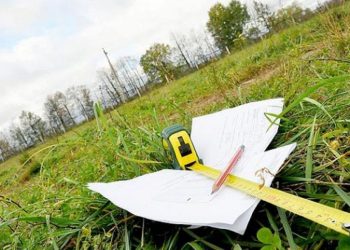 Атам бизге мурас кылган жерди башка бир адам тартып алды