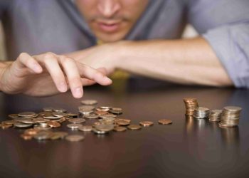 Күйөөм кызыма алимент төлөгөн эмес. Сегиз айлыгынан беркини өндүрсөм болобу?