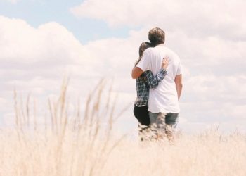 Күйөөмдүн өздүгүн тастыктаган документтери жок. Кантип алса болот?