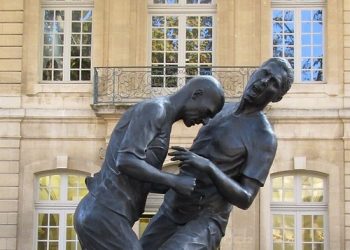 Эмоционалдык интеллект деген эмне жана эмне үчүн ал абдан маанилүү