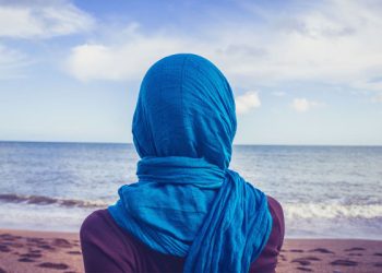 17 жыл бирге жашаган күйөөм бир туугандарынын сөзүнөн чыга албай койду