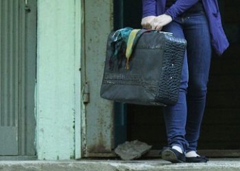 Күйөөм менен жашабай калдым. Экөөбүз салган тамды кантип өндүрүп алсам болот?